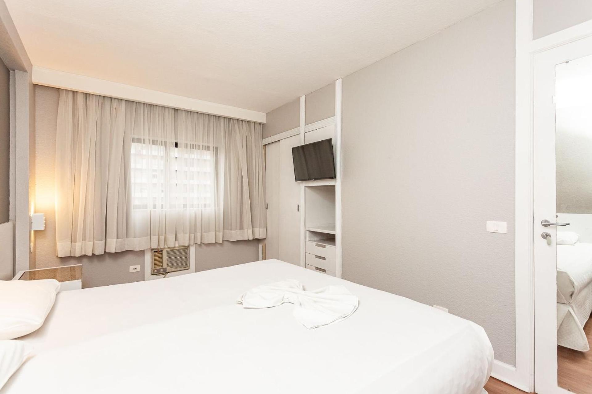 Apto-Flat Excelente Localizacao Centro-Batel - Somente Familiares クリチバ エクステリア 写真