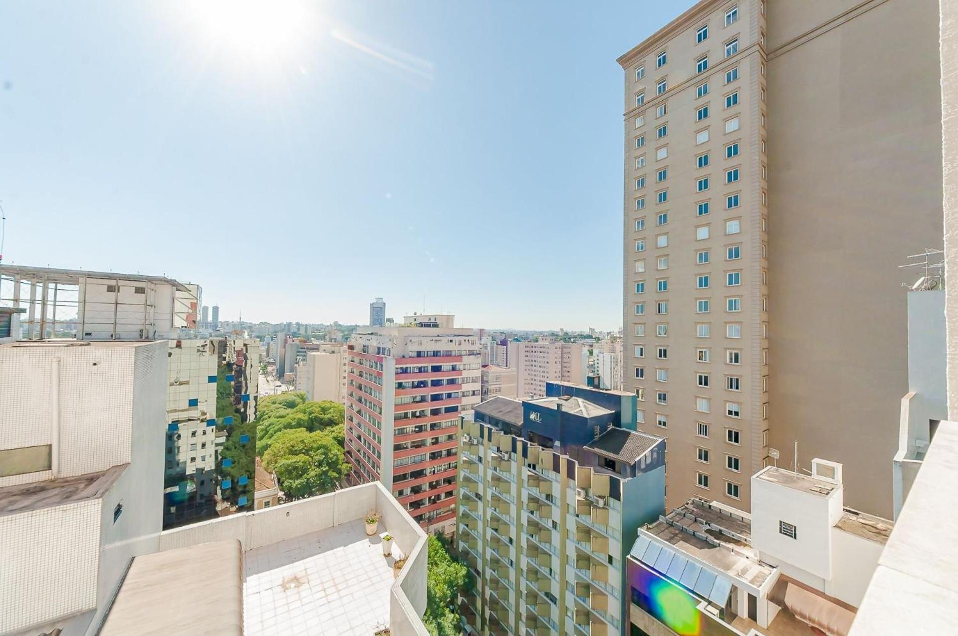 Apto-Flat Excelente Localizacao Centro-Batel - Somente Familiares クリチバ エクステリア 写真